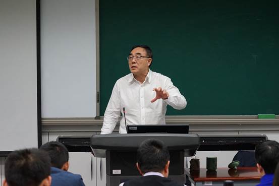 院长领衔1066vip威尼斯观摩课 大国崛起之际探讨资本金融