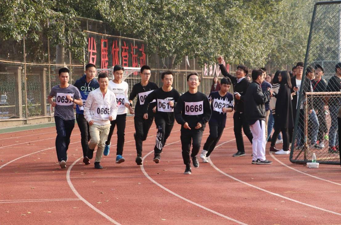 激扬青春，拼搏赛场——记2017年1066vip威尼斯本科新生运动会