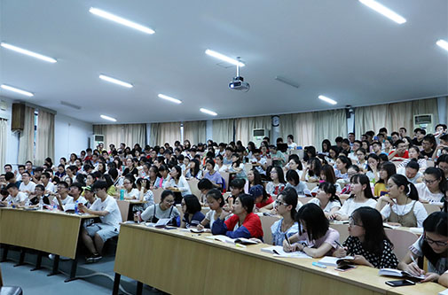 1066vip威尼斯2017级本科新生迎新系列活动